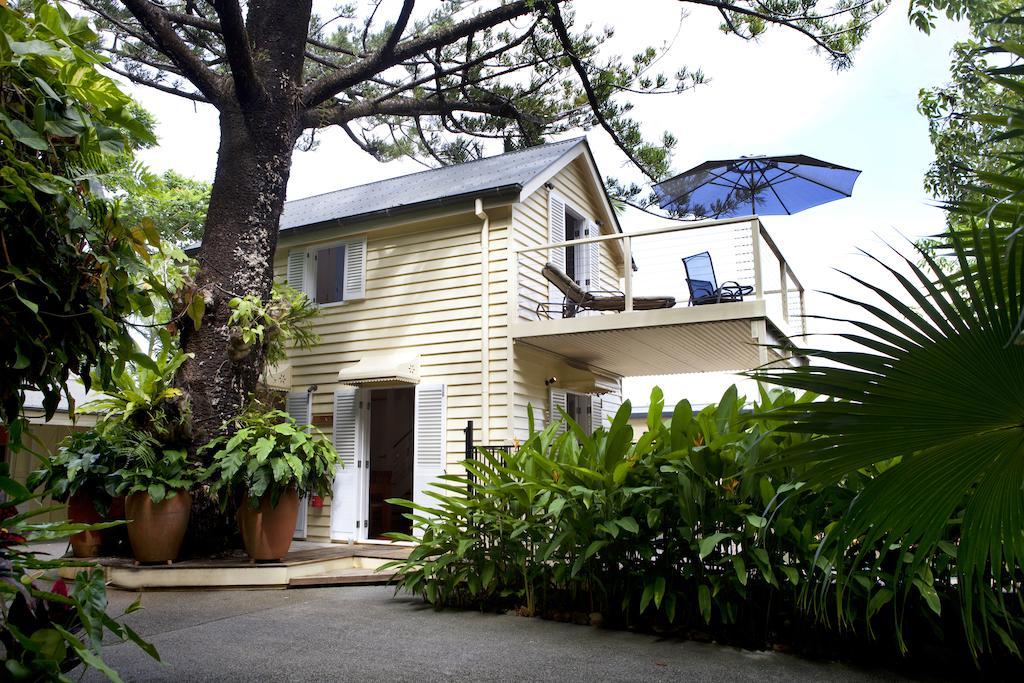 Port Douglas Cottage & Lodge エクステリア 写真