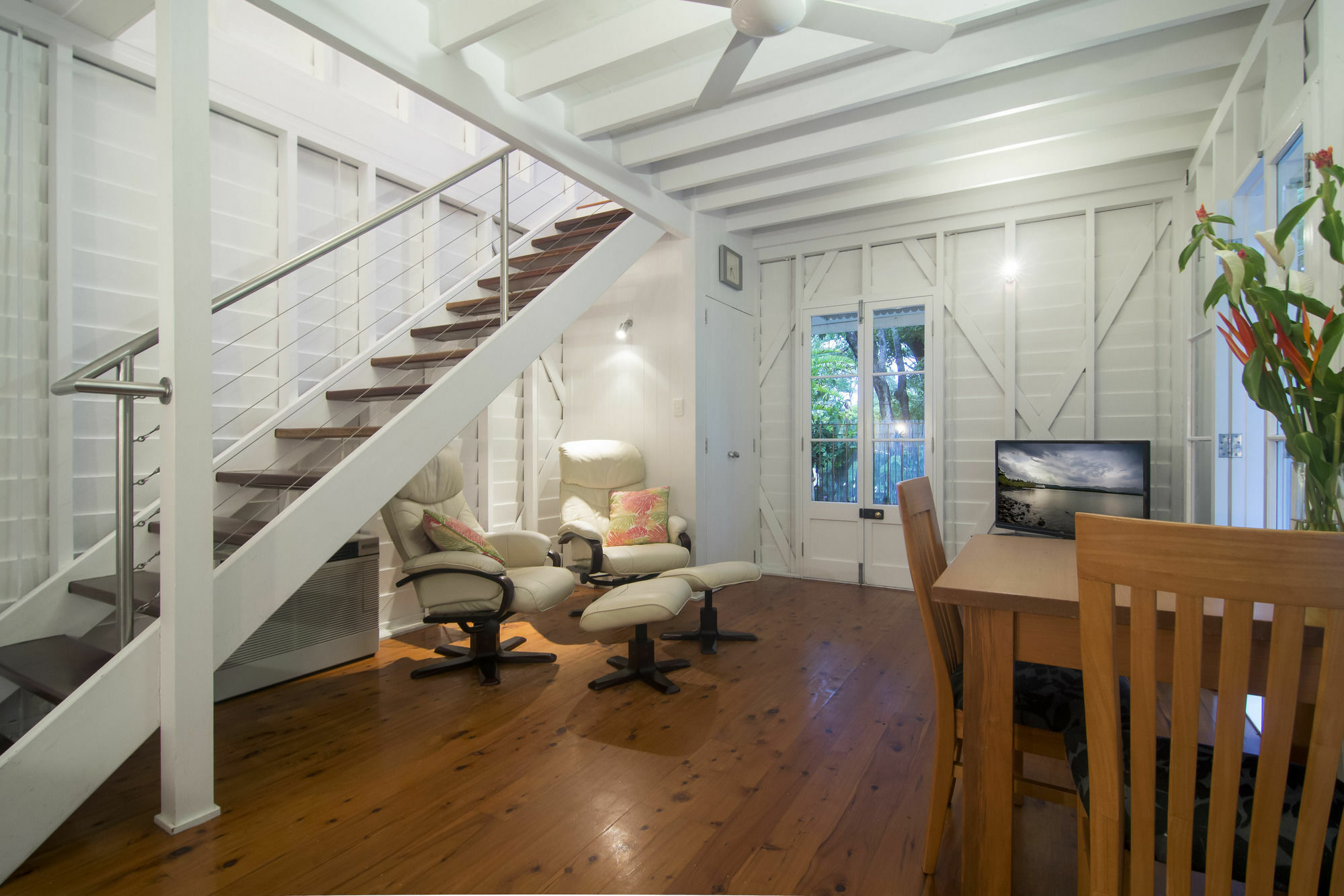 Port Douglas Cottage & Lodge エクステリア 写真